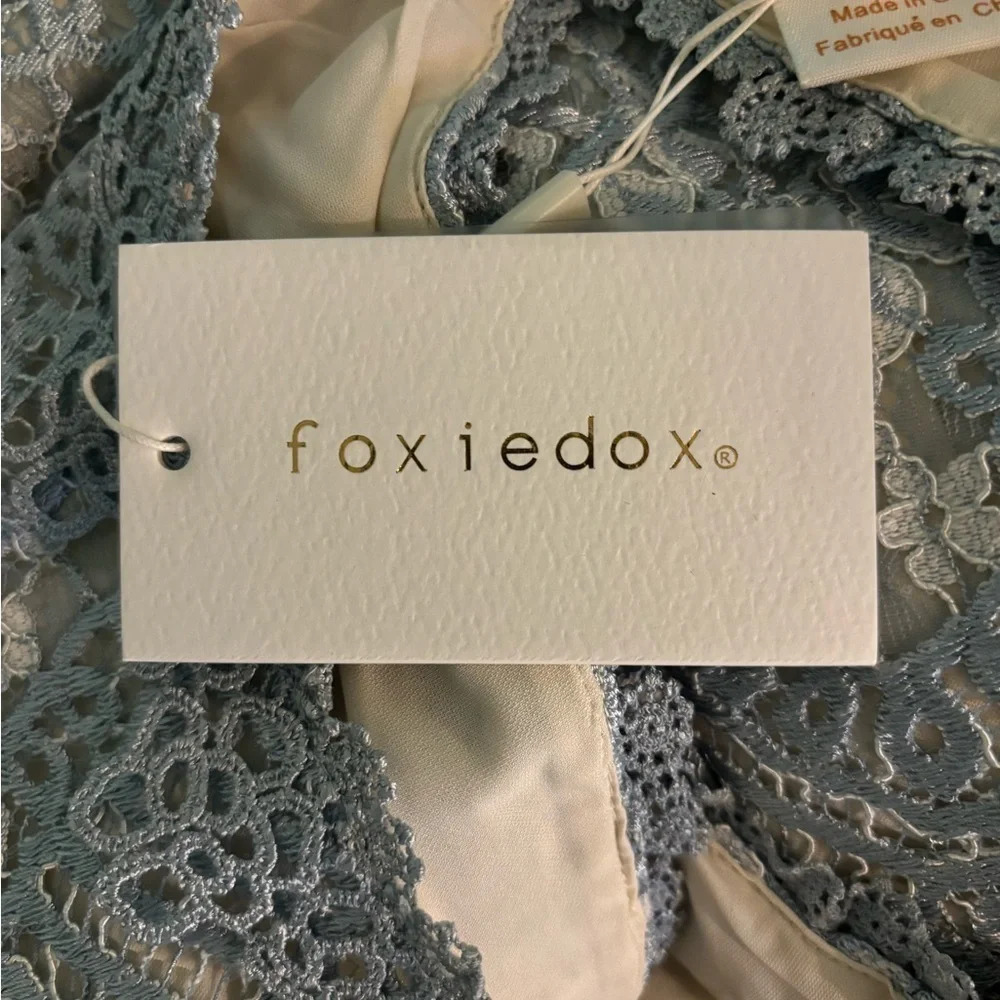 NWT Foxiedox Womens Sz Med Blue Lace Sleeveless Jumpsuit Faux Wrap Cropped Lined - Picture 9 of 12